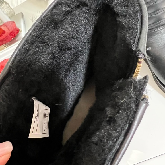 UGG Boots, size 8 - Picture 5 of 5